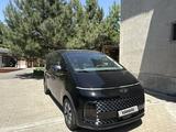 Hyundai Staria 2022 года за 21 500 000 тг. в Алматы – фото 3