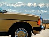 Mercedes-Benz E 240 1982 годаfor7 500 000 тг. в Алматы – фото 3