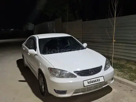 Toyota Camry 2004 года за 4 600 000 тг. в Семей – фото 2