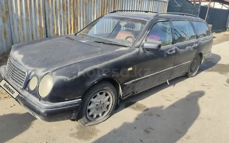 Mercedes-Benz E 230 1996 года за 1 000 000 тг. в Алматы