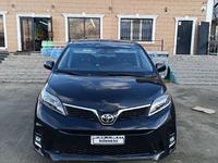 Toyota Sienna 2015 года за 11 500 000 тг. в Атырау