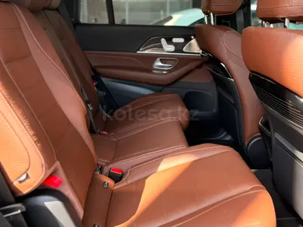 Mercedes-Benz GLS 450 4MATIC 2025 года за 78 500 000 тг. в Астана – фото 18