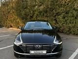 Hyundai Sonata 2021 годаfor13 750 000 тг. в Алматы – фото 4