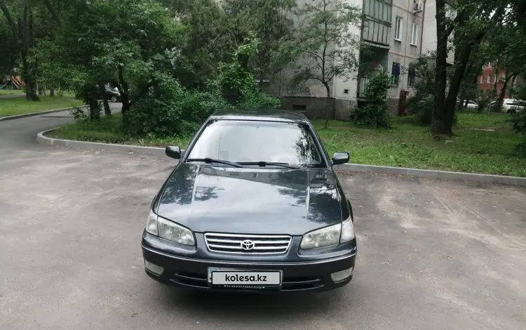 Toyota Camry 2000 годаүшін3 400 000 тг. в Алматы