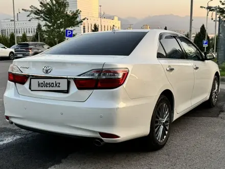 Toyota Camry 2017 года за 13 500 000 тг. в Алматы