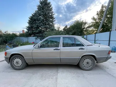 Mercedes-Benz 190 1992 года за 1 500 000 тг. в Актобе – фото 3