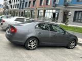 Volkswagen Jetta 2005 годаүшін3 500 000 тг. в Шымкент – фото 3