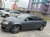 Volkswagen Jetta 2005 годаүшін3 500 000 тг. в Шымкент – фото 2