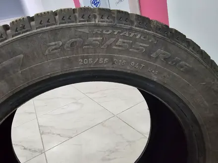 Pirelli ice zero шипованная резина в отличном состоянии за 115 000 тг. в Астана – фото 2