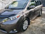 Toyota Sienna 2015 года за 16 000 000 тг. в Алматы – фото 2