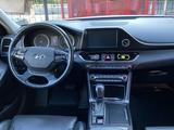 Hyundai Grandeur 2017 года за 10 000 000 тг. в Шымкент – фото 4