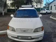 Toyota Ipsum, 2001