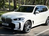 BMW X5 2023 года за 50 000 000 тг. в Алматы – фото 2