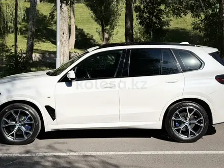 BMW X5 2023 года за 50 000 000 тг. в Алматы – фото 3
