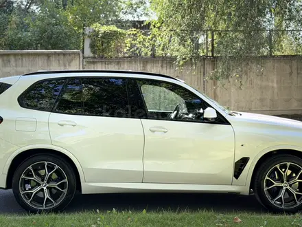 BMW X5 2023 года за 50 000 000 тг. в Алматы – фото 7