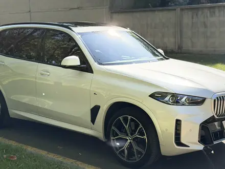 BMW X5 2023 года за 50 000 000 тг. в Алматы – фото 8
