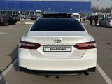 Toyota Camry 2018 годаfor13 200 000 тг. в Алматы – фото 4