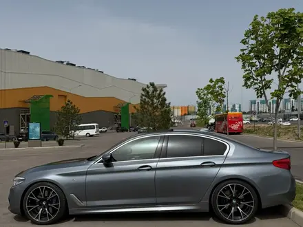 BMW 540 2017 года за 21 000 000 тг. в Алматы – фото 3