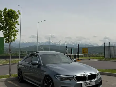 BMW 540 2017 года за 21 000 000 тг. в Алматы