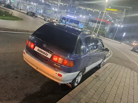 Toyota Ipsum 1997 года за 3 200 000 тг. в Алматы – фото 2