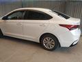 Hyundai Accent 2018 года за 7 500 000 тг. в Атырау – фото 3