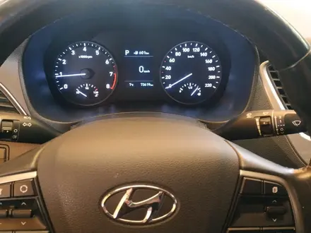Hyundai Accent 2018 года за 7 500 000 тг. в Атырау – фото 8