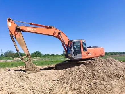 Hitachi  ZX240 2005 года за 17 500 000 тг. в Алматы