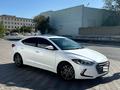 Hyundai Elantra 2018 года за 5 500 000 тг. в Актау