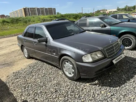 Mercedes-Benz C 240 1999 года за 3 800 000 тг. в Астана – фото 2
