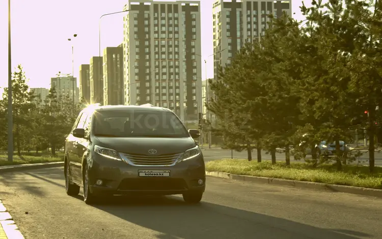 Toyota Sienna 2016 годаүшін14 200 000 тг. в Алматы