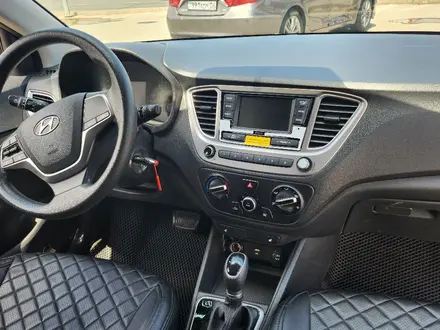 Hyundai Accent 2023 года за 8 800 000 тг. в Атырау – фото 9