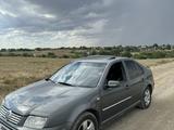 Volkswagen Jetta 2004 года за 1 800 000 тг. в Сатпаев – фото 2