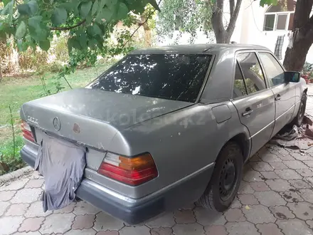 Mercedes-Benz E 230 1990 года за 800 000 тг. в Алматы – фото 6