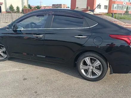 Hyundai Accent 2017 года за 7 200 000 тг. в Усть-Каменогорск – фото 4