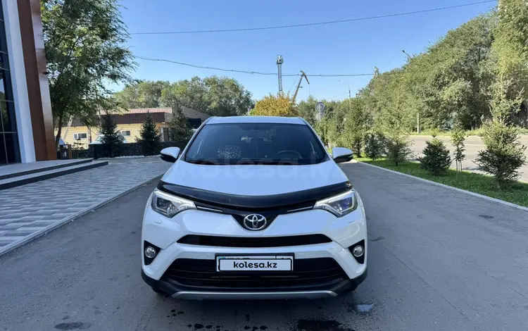 Toyota RAV4 2018 года за 11 300 000 тг. в Усть-Каменогорск