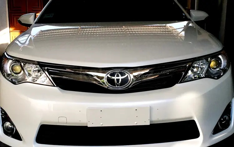 Стекла Фары Камри 50 usa Camry за 15 000 тг. в Астана