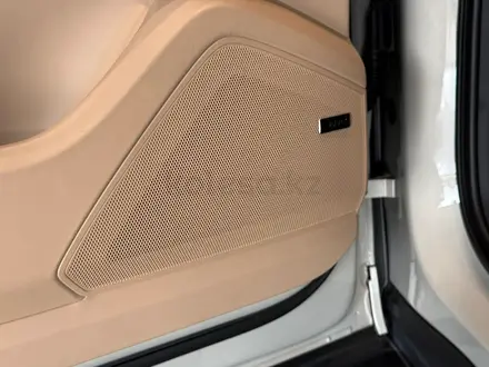 Porsche Cayenne Coupe V6 2026 года за 87 140 400 тг. в Алматы – фото 17