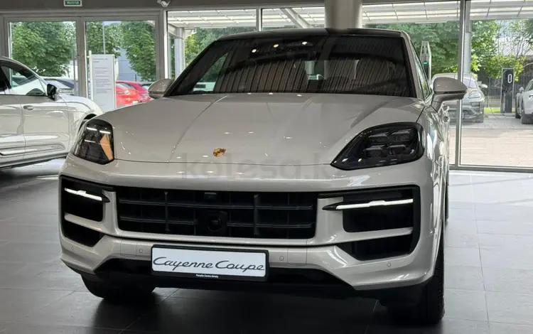 Porsche Cayenne Coupe V6 2026 года за 87 140 400 тг. в Алматы