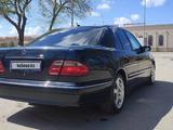 Mercedes-Benz E 320 2000 года за 5 000 000 тг. в Шу – фото 4