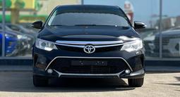 Toyota Camry 2013 годаүшін10 990 000 тг. в Уральск – фото 2