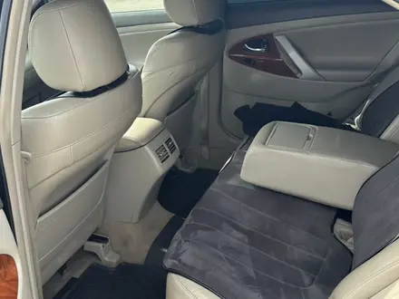 Toyota Camry 2010 года за 6 600 000 тг. в Актобе – фото 14