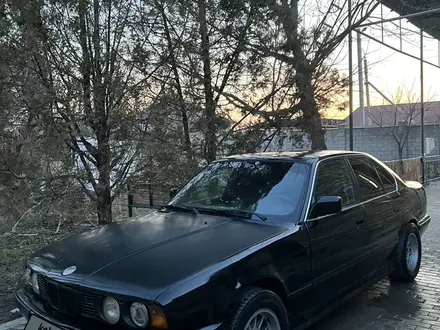 BMW 525 1992 года за 750 000 тг. в Тараз – фото 2