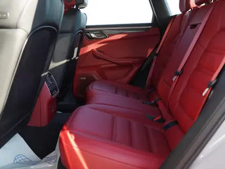 Porsche Macan S 2023 года за 60 200 000 тг. в Астана – фото 19