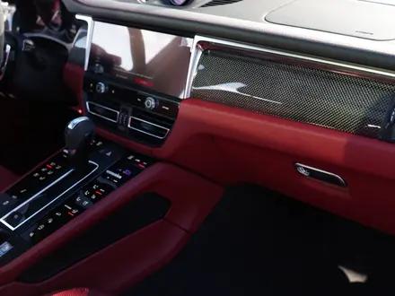 Porsche Macan S 2023 года за 60 200 000 тг. в Астана – фото 17