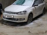 Volkswagen Polo 2012 годаүшін2 500 000 тг. в Жанаозен – фото 4