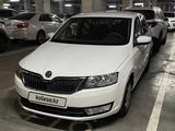 Skoda Rapid 2013 года за 2 500 000 тг. в Алматы – фото 2