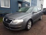 Volkswagen Passat 2006 года за 77 777 тг. в Актобе – фото 2