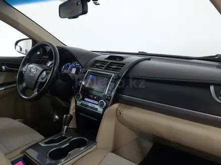 Toyota Camry 2013 года за 6 990 000 тг. в Шымкент – фото 15