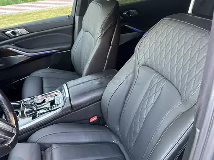 BMW X7 2021 года за 46 000 000 тг. в Астана – фото 7