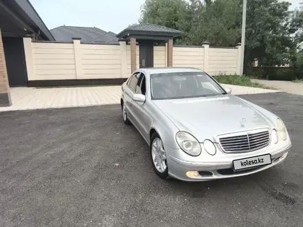 Mercedes-Benz E 320 2003 года за 5 000 000 тг. в Шымкент – фото 15